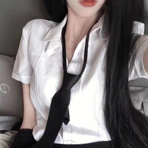 入黑之时海报